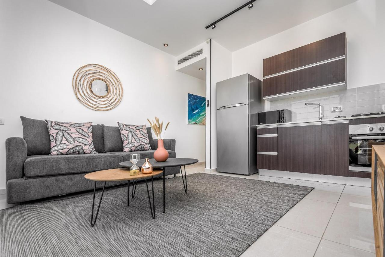 Superb 1,5 Bdr W Balcony Close To The Beach Tel Aviv Exterior foto